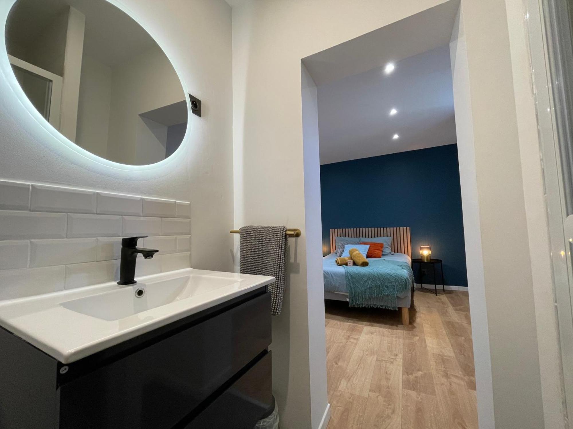Les 3 Suites - 6 Personnes - 3 Chambres Avec Sdb Privatives 朗斯 外观 照片